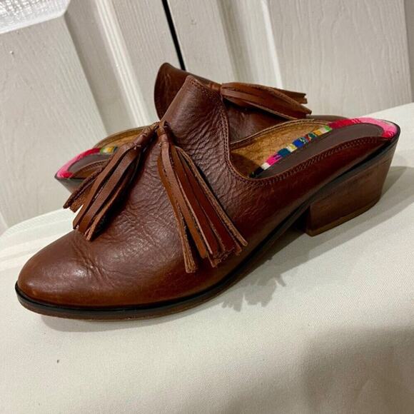 TEYSHA MULES SLIDE ON SHOES BOHEMIAN FRINGE 100% LEATHER/MAYAN TEXTILE Sz 6.5 - Picture 2 of 16